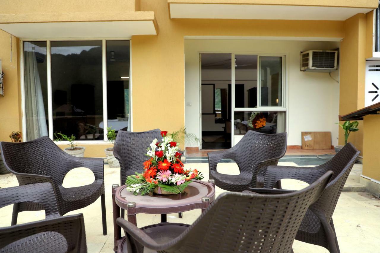 Luxury Aloha Apartments Risikés Kültér fotó