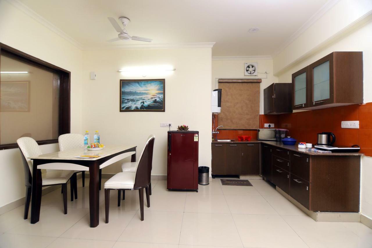 Luxury Aloha Apartments Risikés Kültér fotó